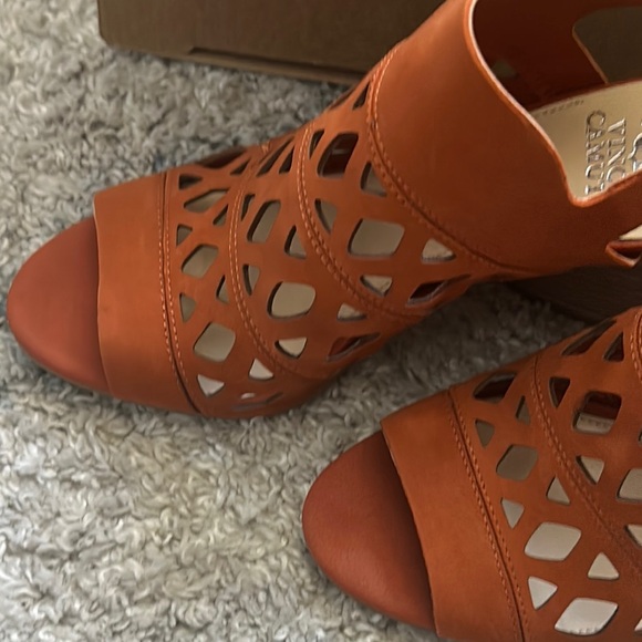 Chic Orange Cutout Women's Sandals - Picture 3 of 5